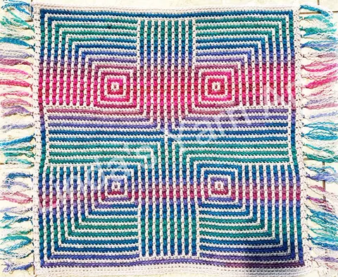 Mosaic Illusion Arrows